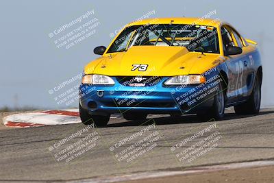 media/Oct-26-2025-CalClub SCCA (Sun) [[8ce1e69566]]/Group 4/Grapevine/